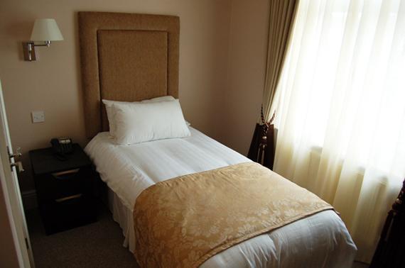 Devonshire Hotel ホーンチャーチ 部屋 写真
