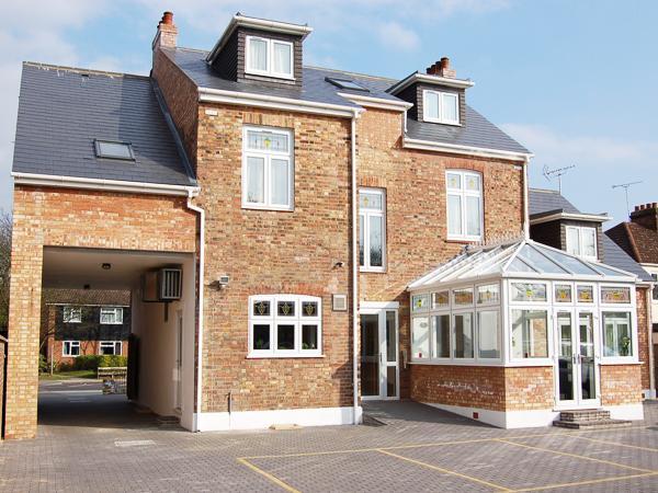 Devonshire Hotel ホーンチャーチ エクステリア 写真